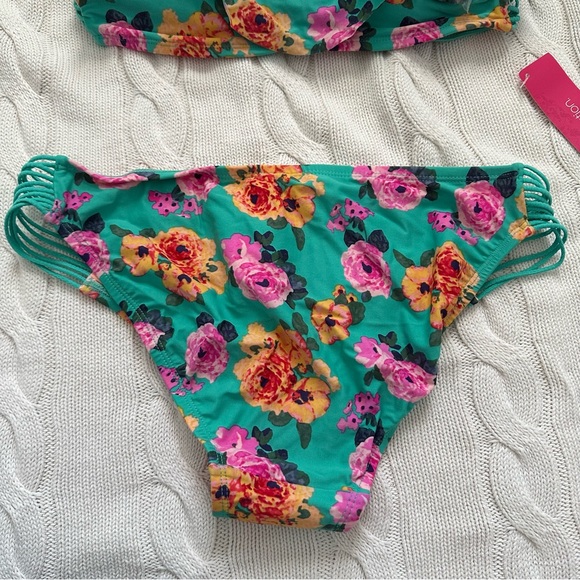 Turquoise Ruffle Floral Bikini Size M & Size L Bottom - Picture 2 of 9